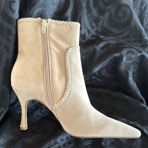 EXPRESS  Braided detail suede  Ankle Boots - Picture 8 of 9